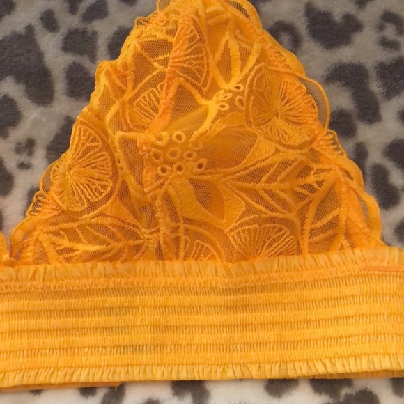 Aerie Lace Triangle Bra - Picture 7 of 13